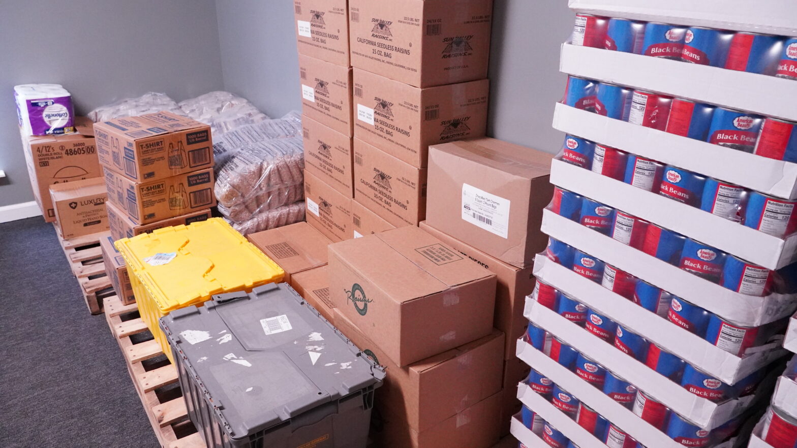 Food and Clothing Bank Faith Outreach Church